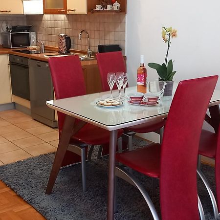Apartment Harmony - Pleasant And Comfortable Place With A Balcony And A Secured Garage Split Exterior foto