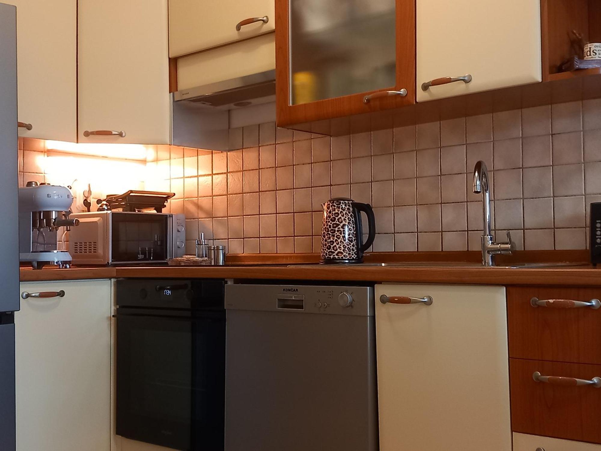 Apartment Harmony - Pleasant And Comfortable Place With A Balcony And A Secured Garage Split Exterior foto